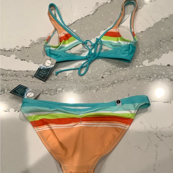 NWT Miley style top size S and Bikini bottom size XS in Cenote pattern - Picture 8 of 12